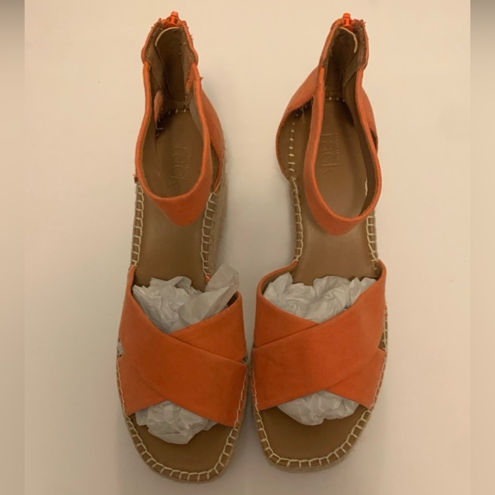 New! Nordstrom Rack Orange Wedge